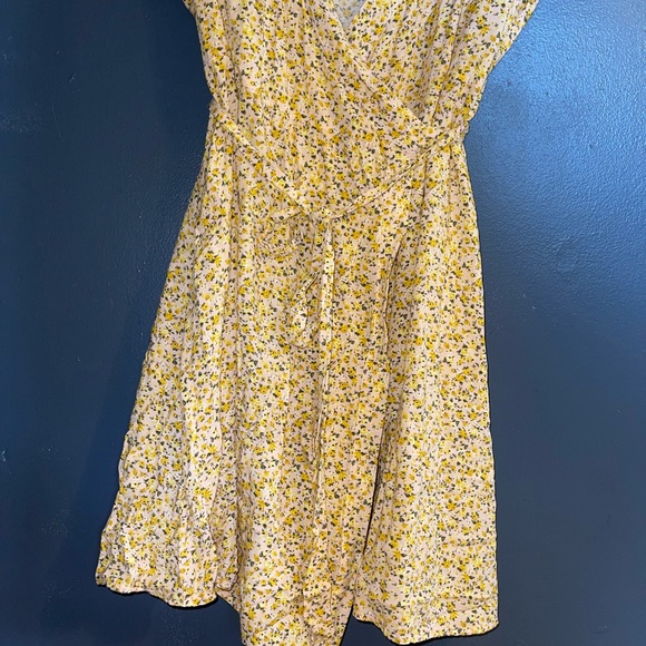 yellow and light pink tie dress - Picture 3 of 5